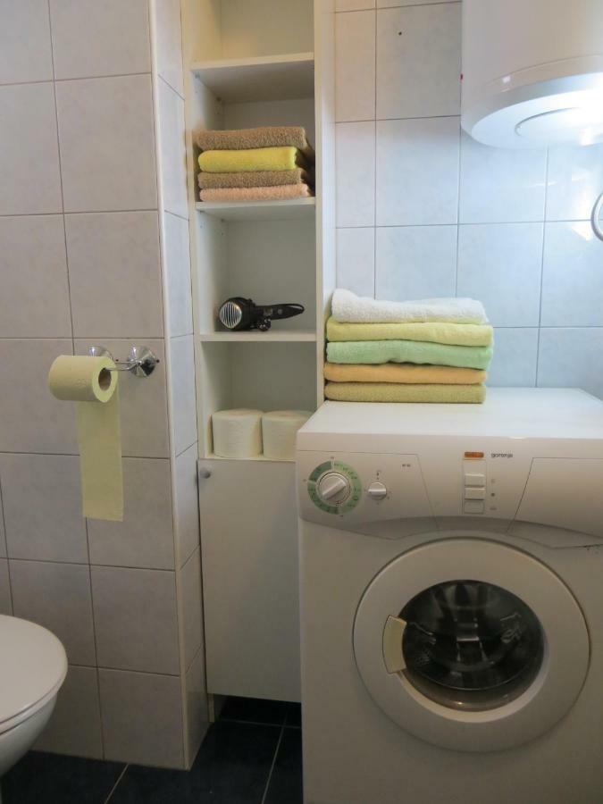 אומיס Apartment Milena מראה חיצוני תמונה
